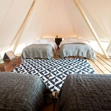 Beautifully Designed Czech Republic Glamping Retreat Semesterbostad Křečovice